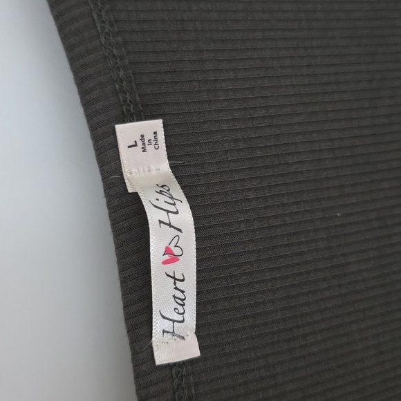 Heart Hips Olive Ribbed Ruched Button-Front Crop Top - Picture 2 of 6